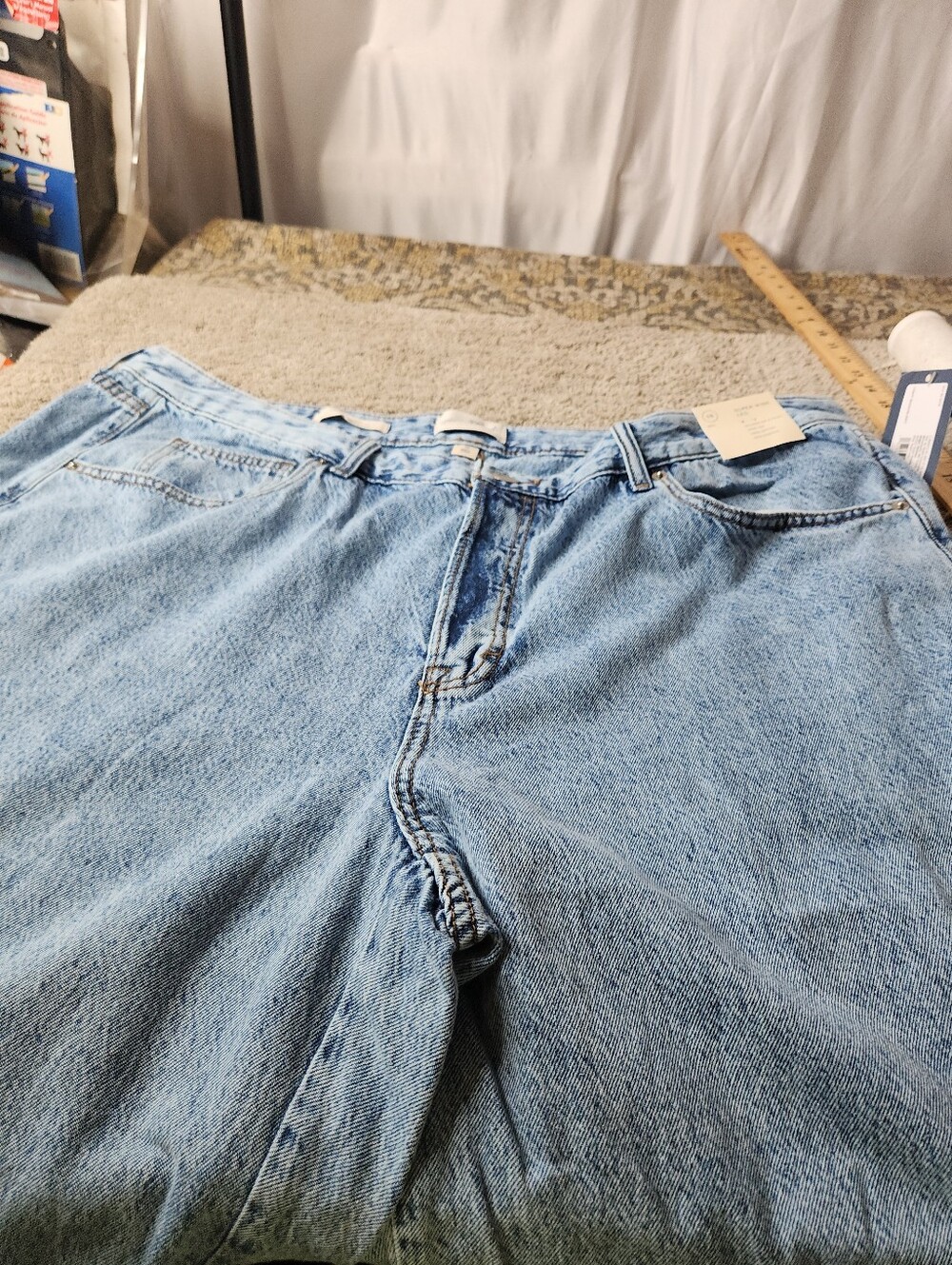 Women's Super Wide Leg Mid-Rise Jeans - Universal Thread - 18 - Picture 2 of 13